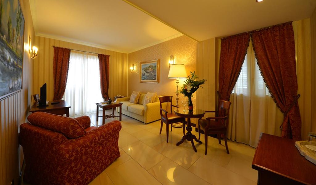 Diamond Hotel & Resort (23)