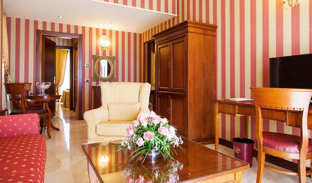 Diamond Hotel & Resort (7)