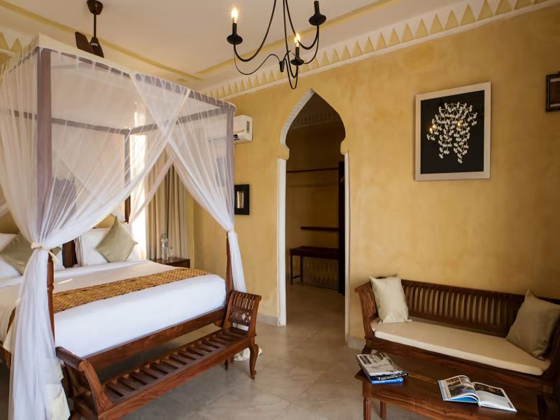 Villa_in_Zanzibar,_Moja_Tuu,_Deluxe_Ocean_View_Rooms_-_Shared_Pool_6