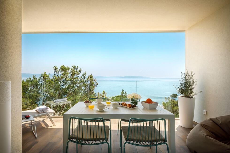 Premium Family Suite Terrace Sea View 2