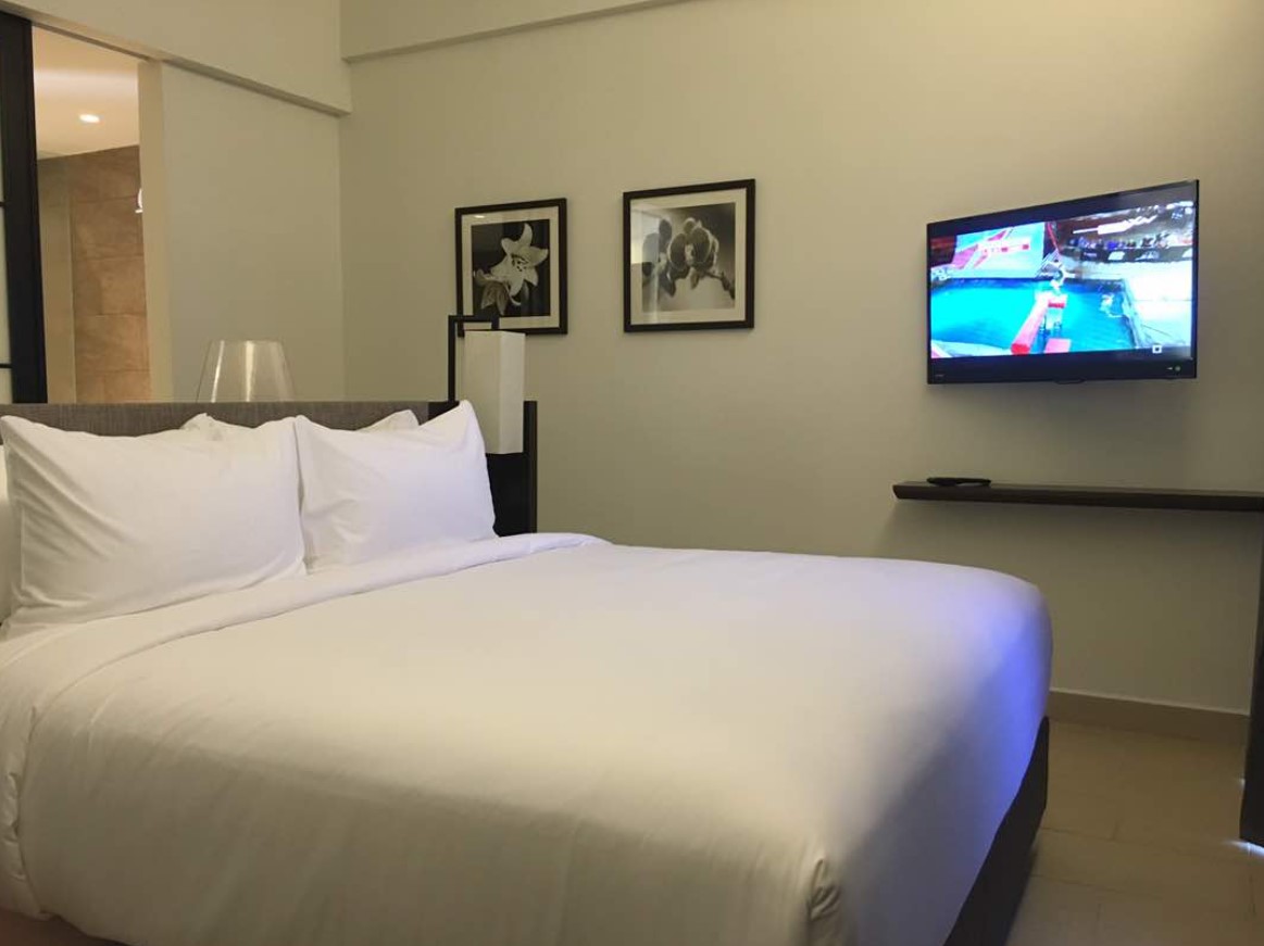 Deluxe Room Pool Wing 3