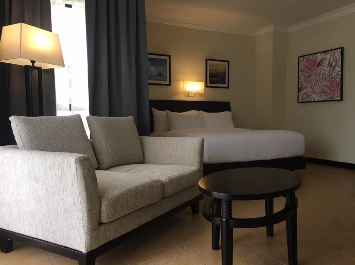 Junior Suite Beach Wing 4