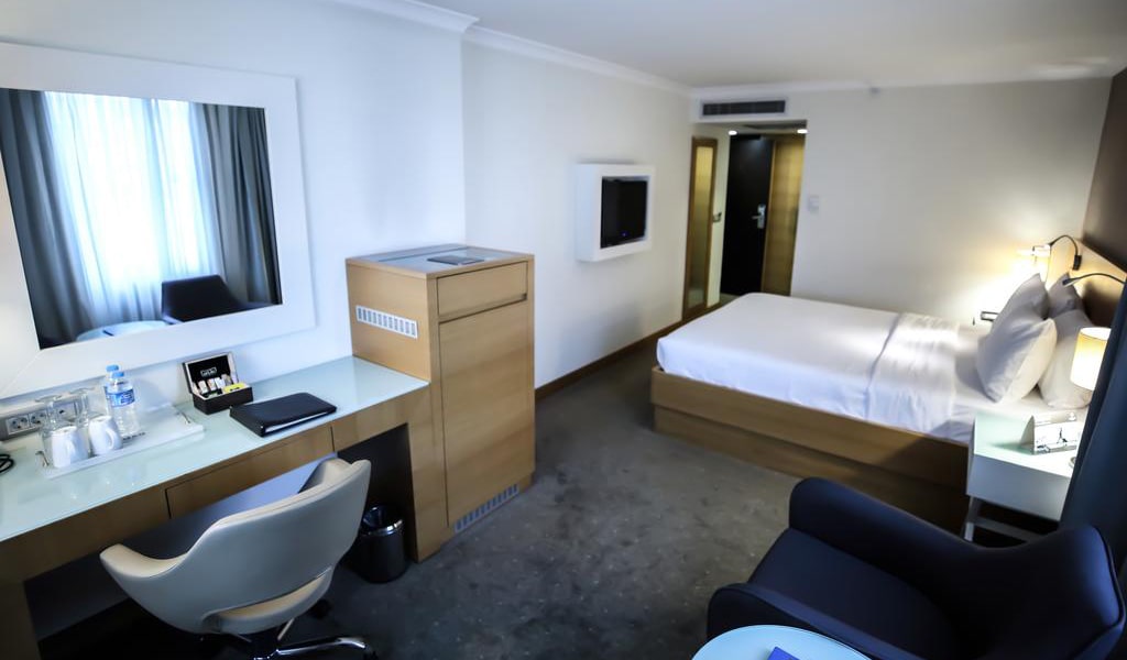French Grand Superior Room 2-min