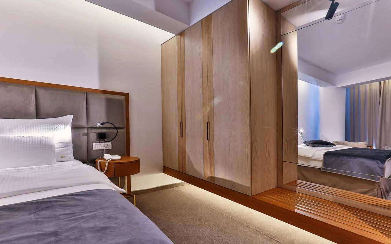 small_double_room_003
