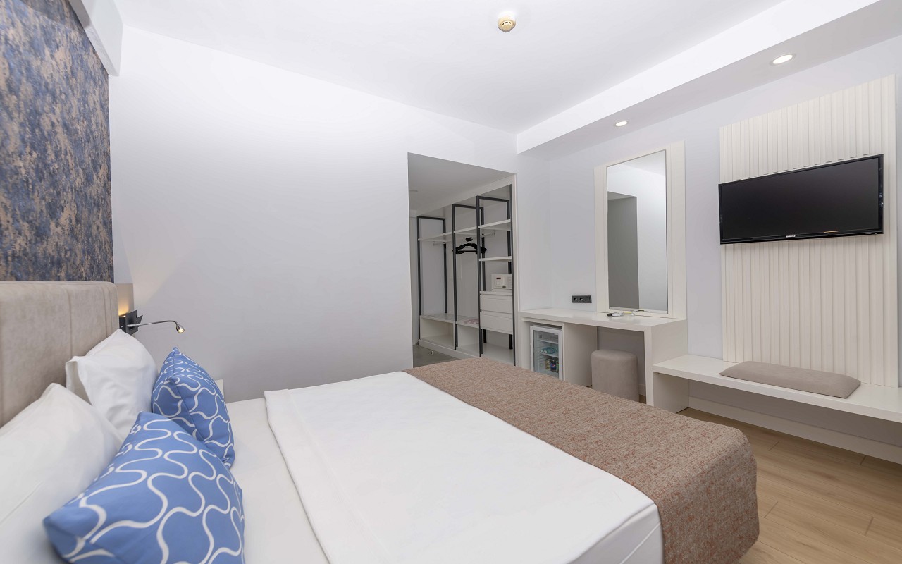 Standard Room (1)