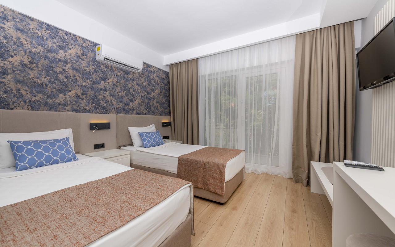 Standard Room (7)