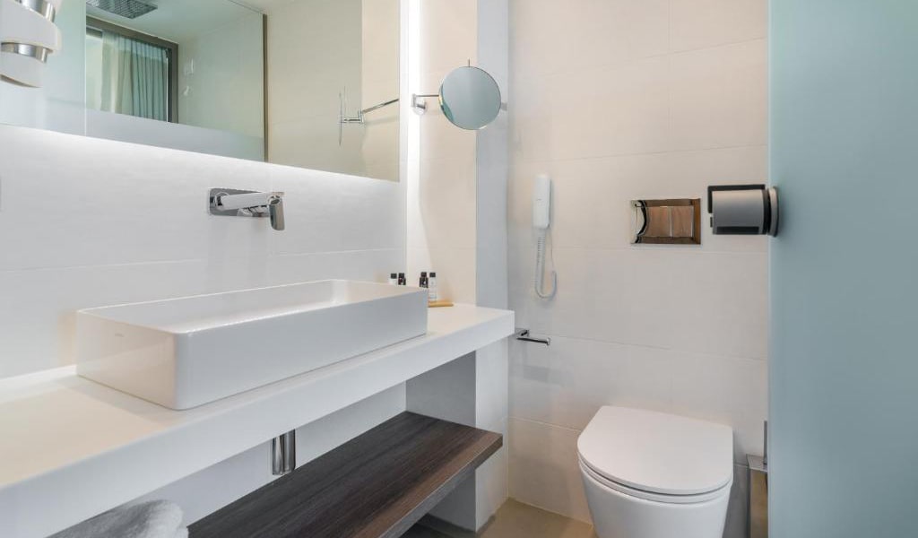 Triple-Room-with-Garden-View-6-min
