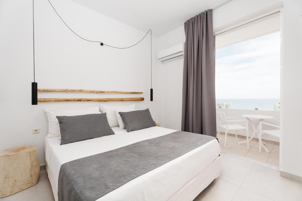 Classic Double Sea View 1