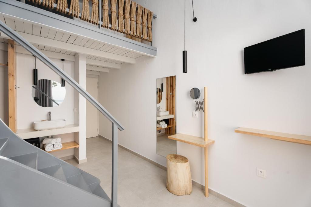 Family Maisonette Street View 2
