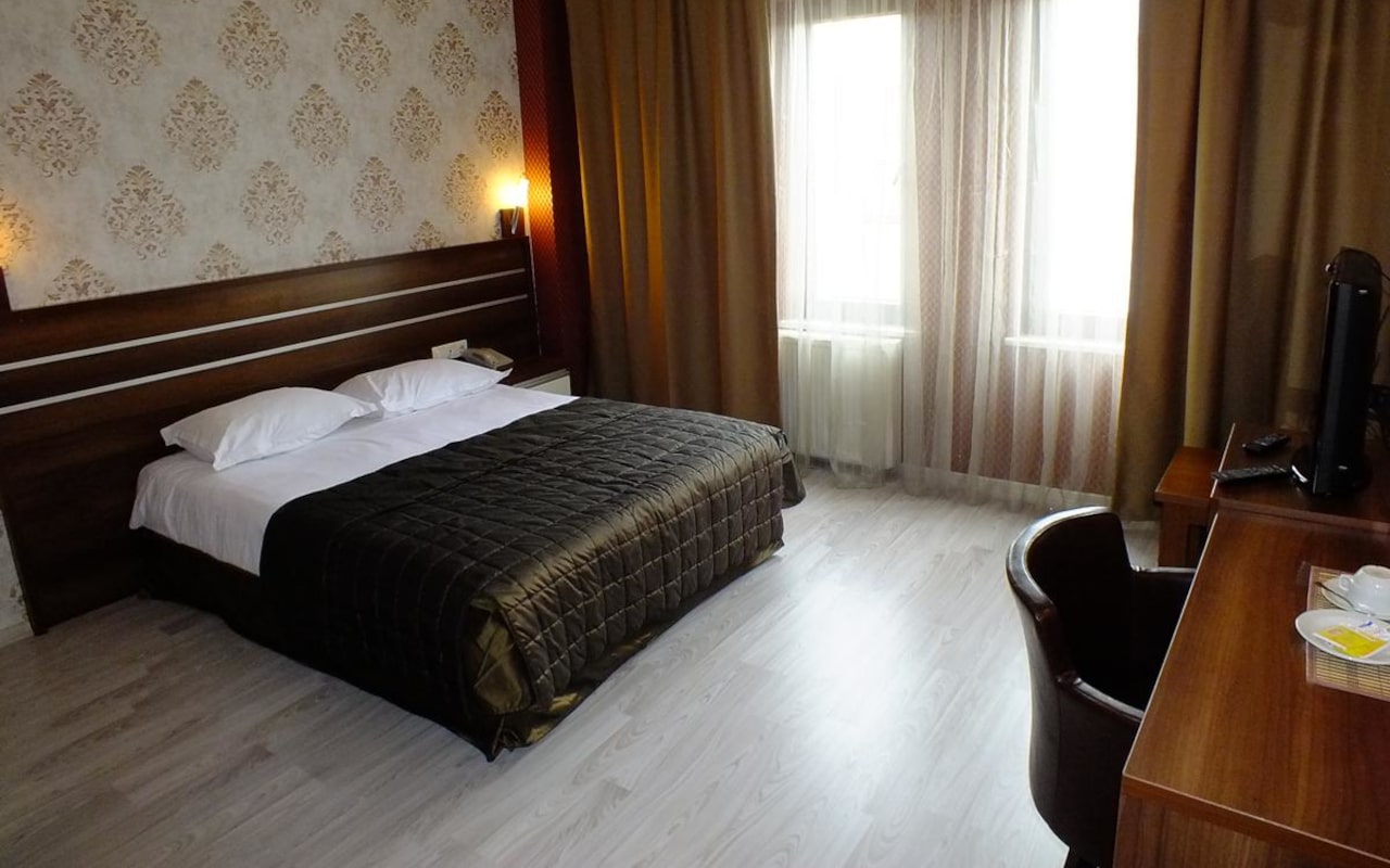 Lifos Hotel_05-min