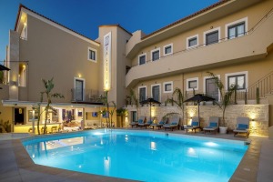 La Stella Suites