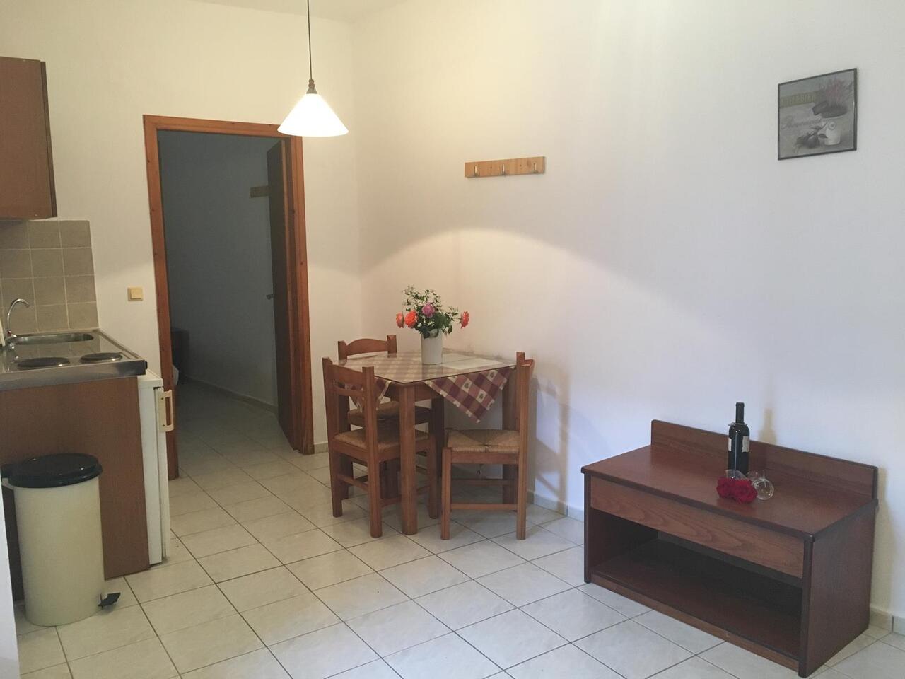 4APARTMENT
