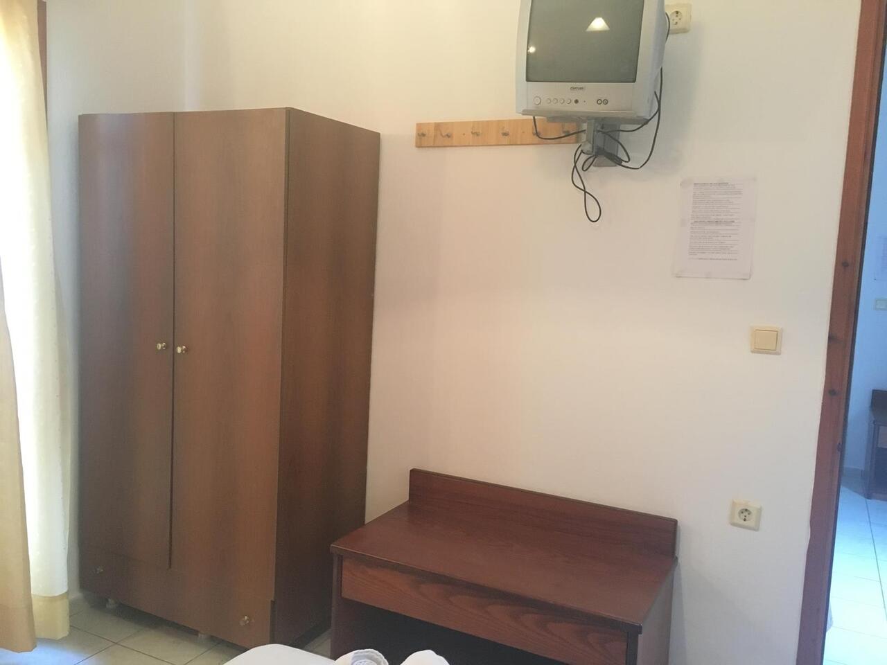 5APARTMENT