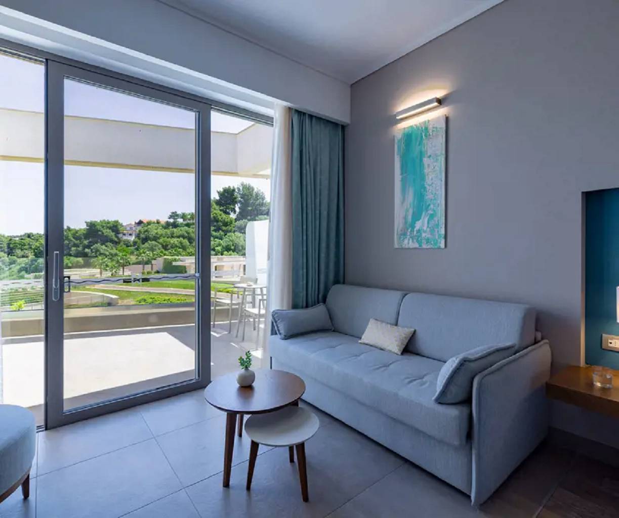 miraggio-thermal-spa-resort-halkidiki-2_deluxe-side-sea-view