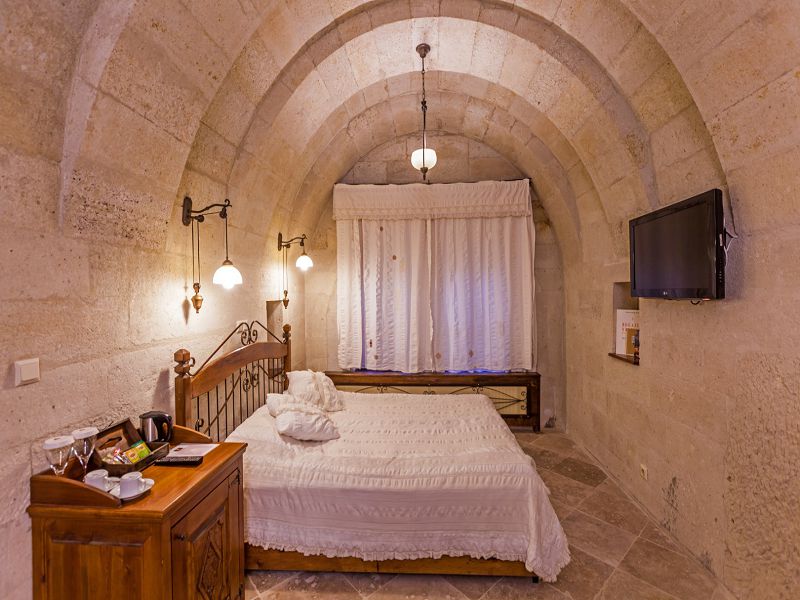 Mithra Cave Hotel