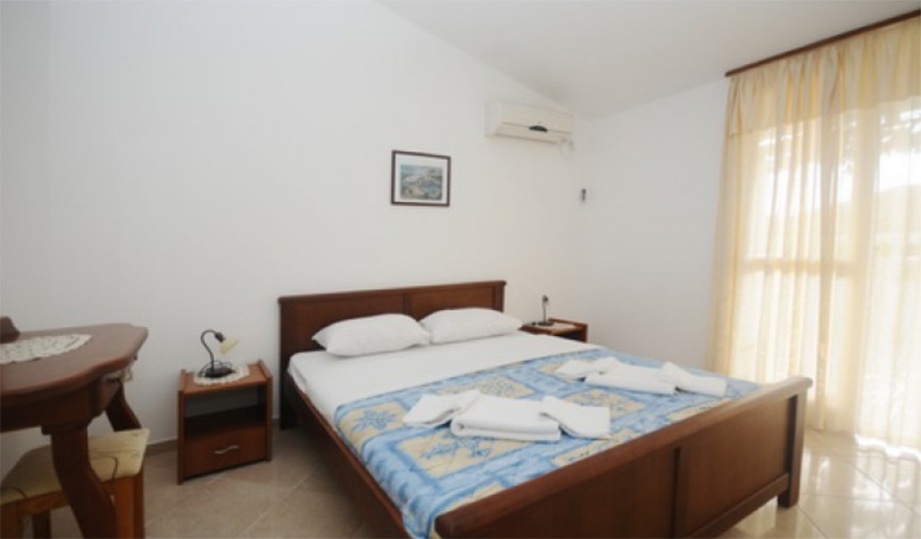 room_23f339421a