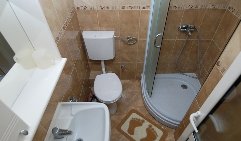 room_3b4500aa07