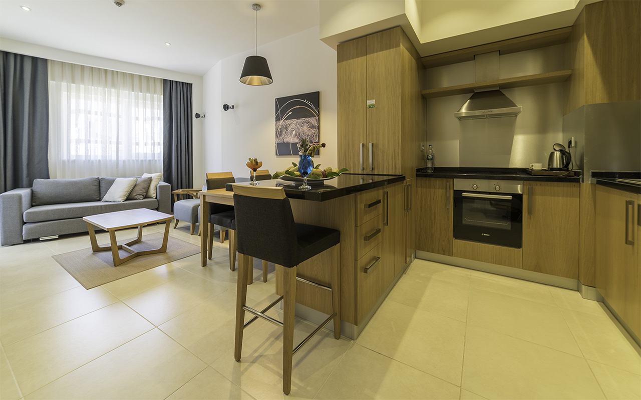Junior Suite Land View (3)