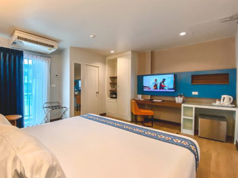 Days-Inn-Deluxe_2