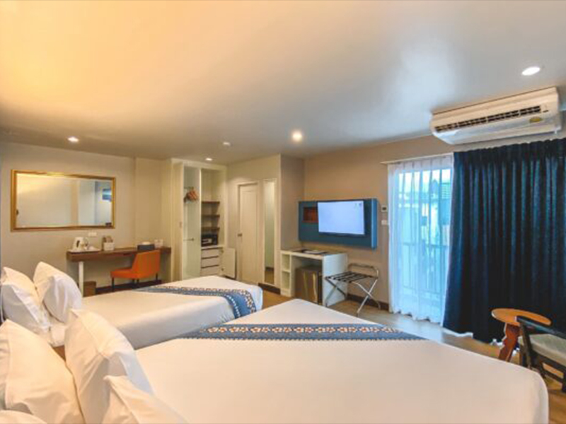 Days-Inn-Family_5