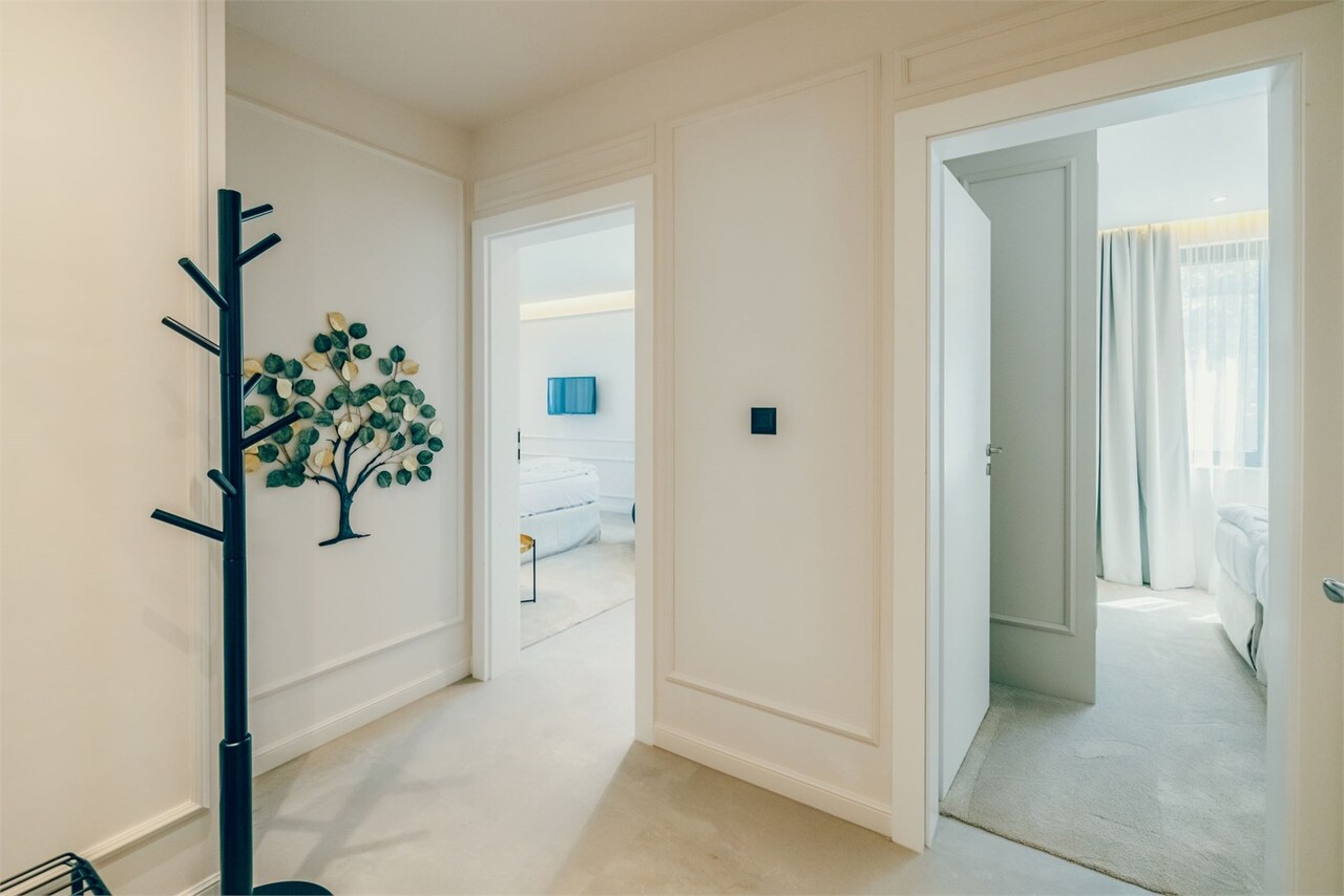 Deluxe Suite (2)
