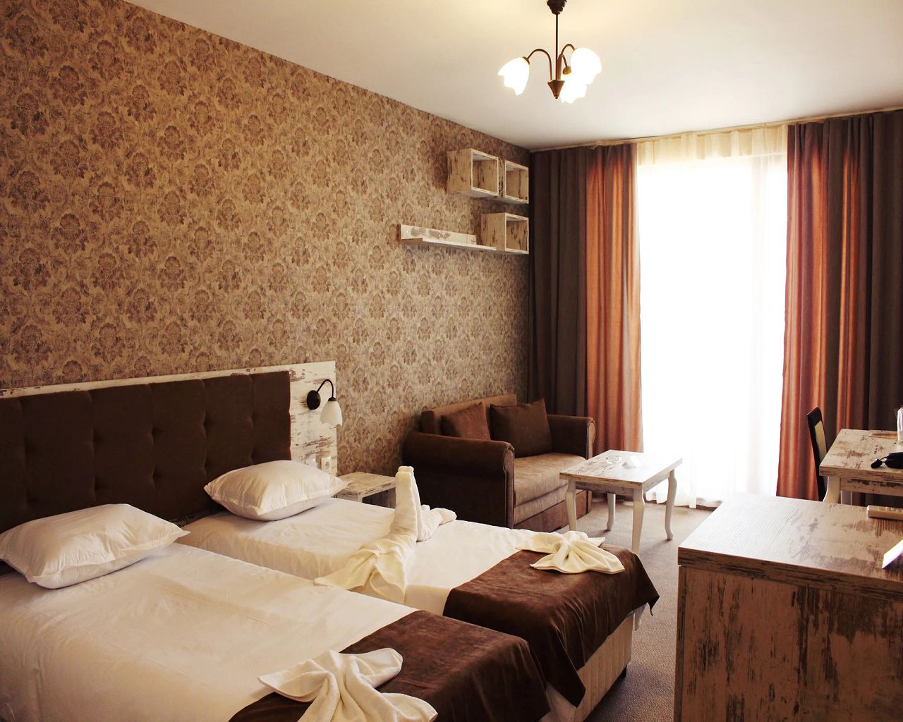 AnyConv.com__teopolis-room-5