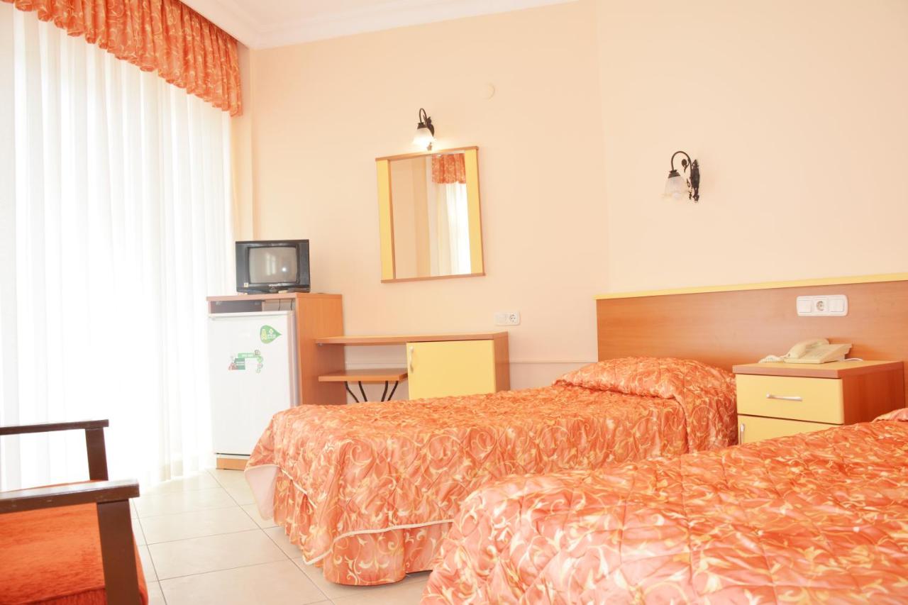 Promo Room (1)