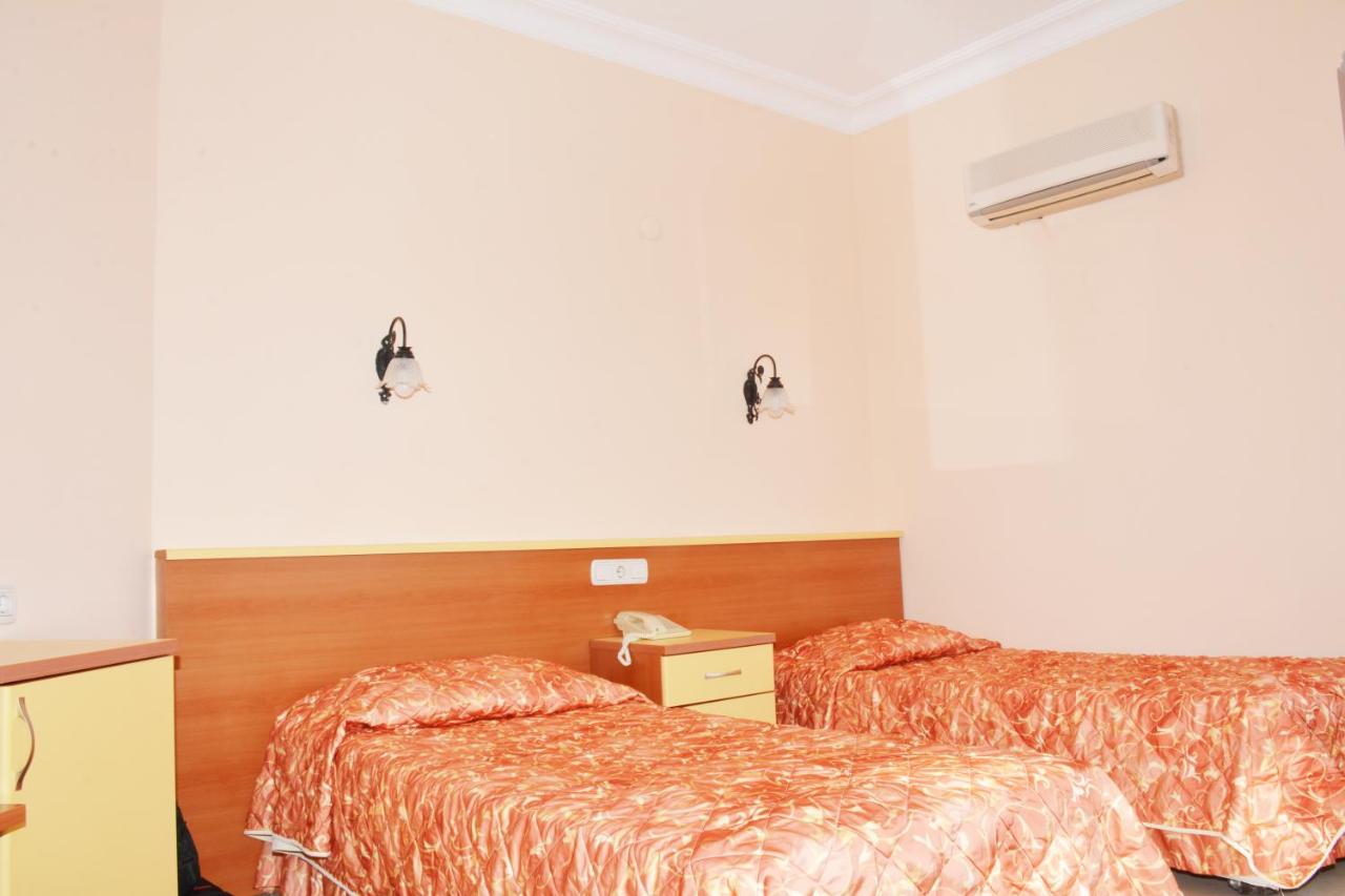 Promo Room (2)