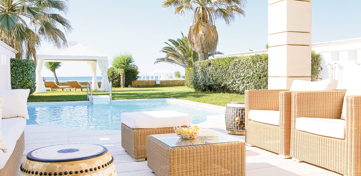 02-deluxe-one-bedroom-bungalow-suite-private-pool-creta-palace-best-hotels-in-greece-33371