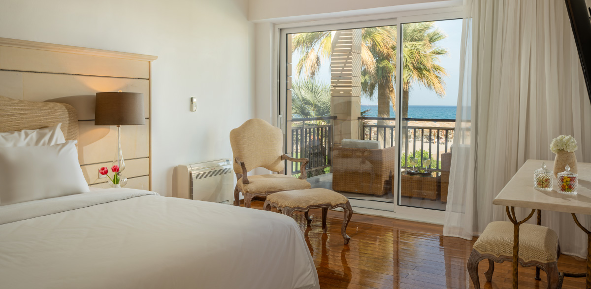 05-creta-palace-grecotel-bedroom-presidential-villa-private-pool-40212