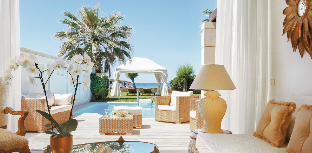 05-deluxe-one-bedroom-bungalow-suite-private-pool-lounge-area-creta-palace-vacation-33374