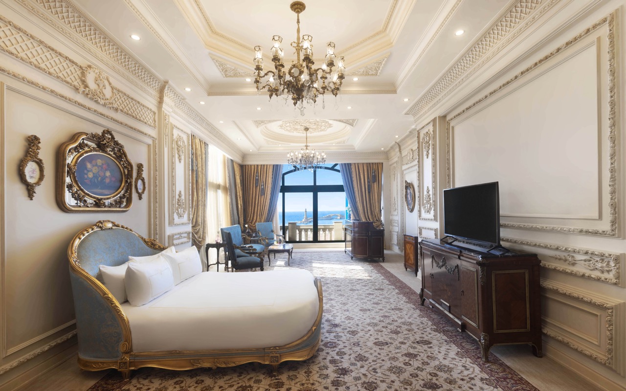 RMA_Salamlek_Palace_Royal_Suite_101_01