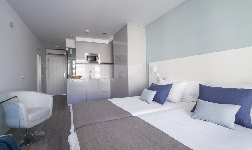junior-suite-indiv-ocean-view-a_zwY26Dz